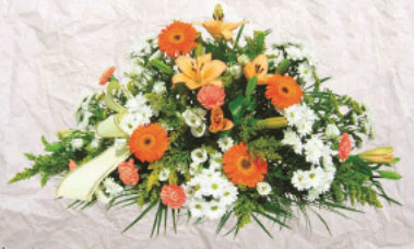 CENTRO FUNERARIO. Incluye cinta e inscripción.